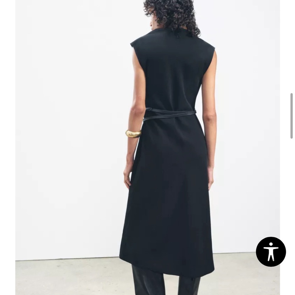 ZW COLLECTION BELTED MIDI DRESS
BLACK - Picture 4 of 10